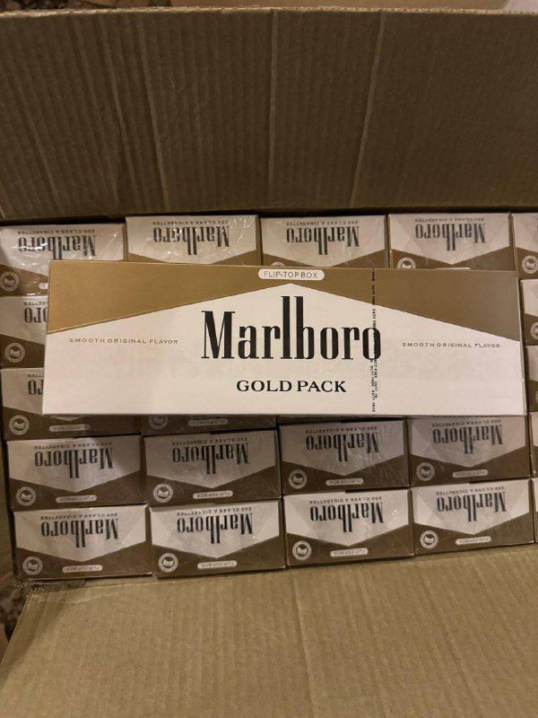 Marlboro gold pack